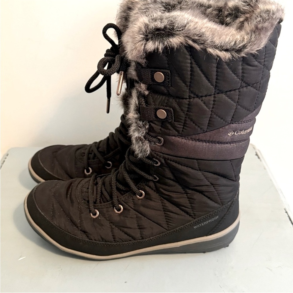 NWOT Columbia Sportswear Women's Heavenly
Omni-Heat Lace Up Black Winter Boots 8 - Picture 5 of 10